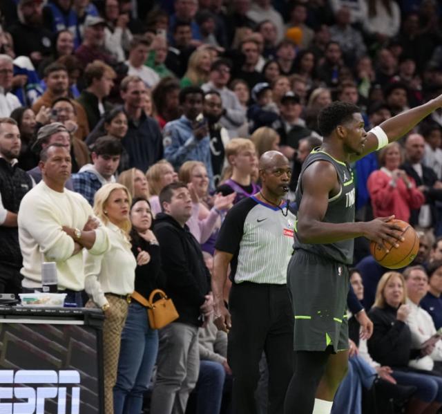 1733026609968079602.png yl23455永利-森林狼“内讧”下一地鸡毛,交易唐斯后患无穷?