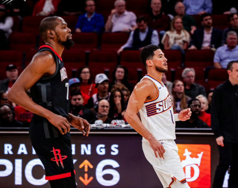 yl23455永利-年满37岁，场均出战39分钟！本想抱团走捷径，看来本赛季有点悬了