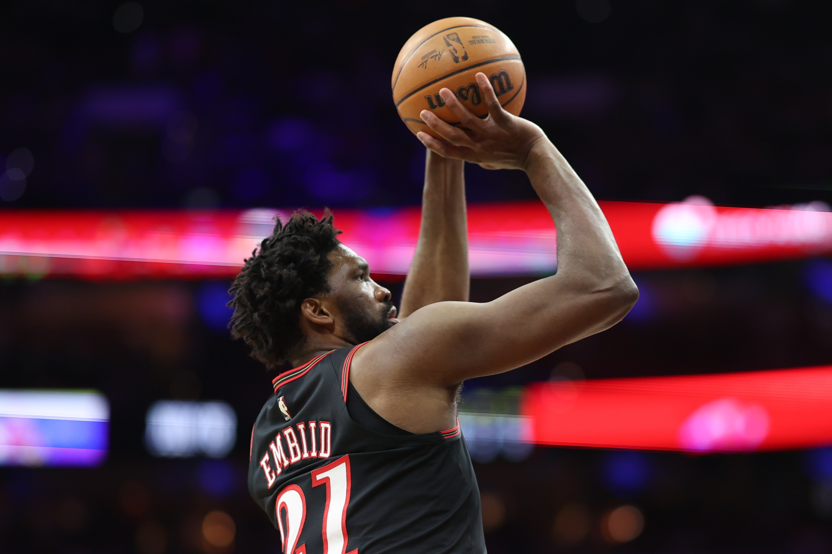 yl23455永利-大帝回来了！恩比德本月5次砍下30+ 此前三个月合计仅3次