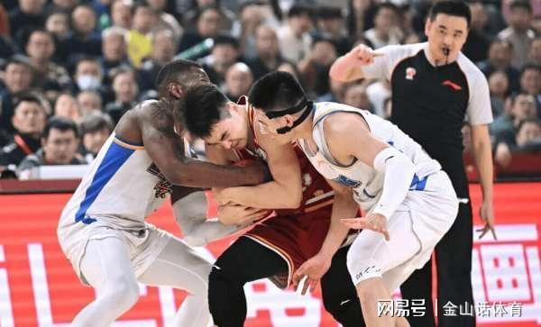 yl23455永利-冲动是魔鬼！迪亚洛累计7T，再犯禁赛，付政浩:他常年高居犯规榜